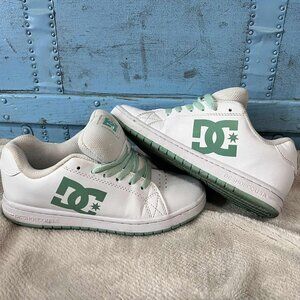 DC Mint Skater Shoes Size 7
